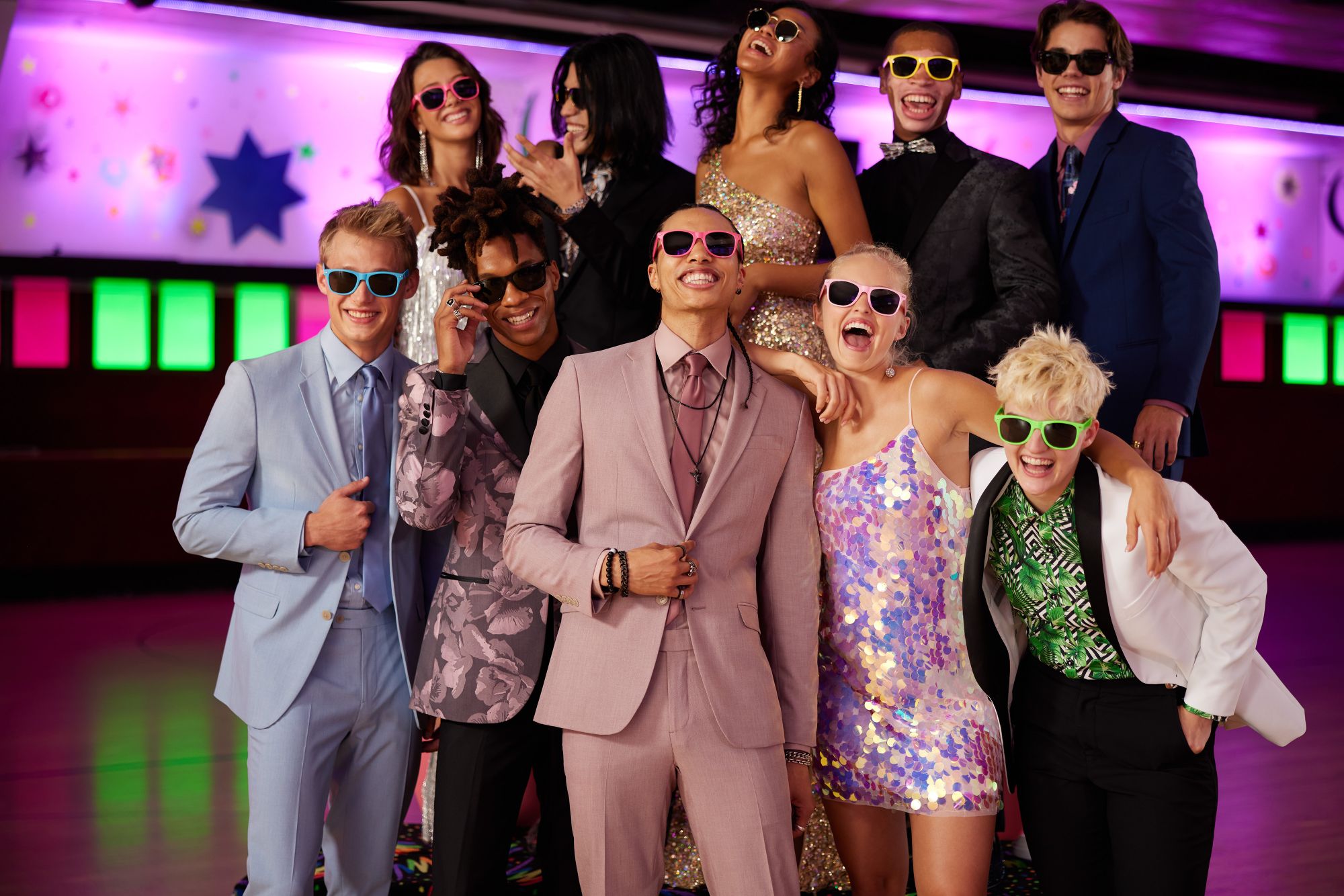 Can You Go To Prom Without A Date?