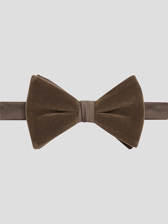 Egara Pre-Tied Velvet Satin Bow Tie